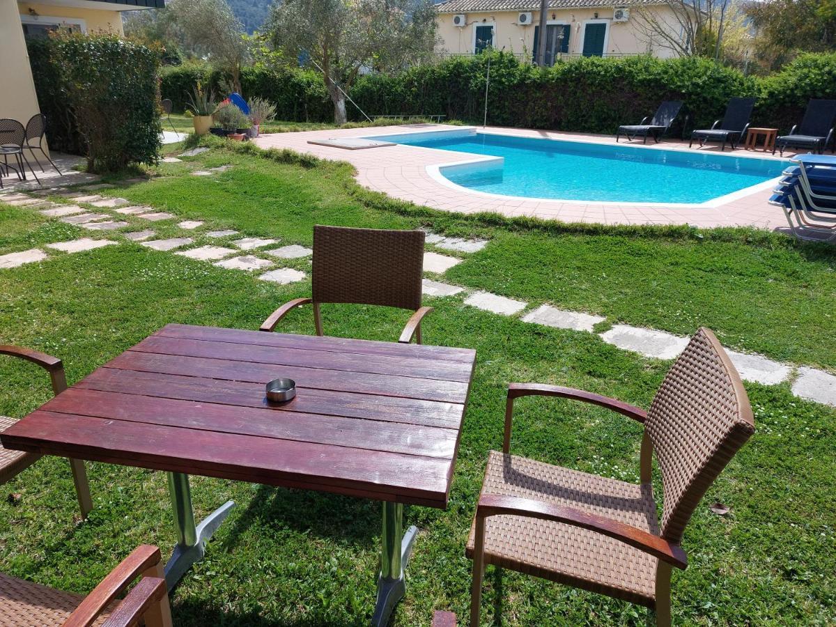 Villaaltinaapartments Лефкада Экстерьер фото