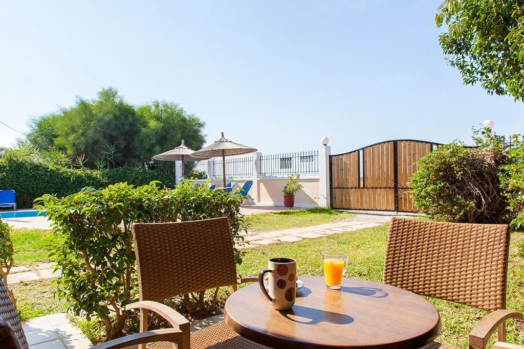 Villaaltinaapartments Лефкада Экстерьер фото